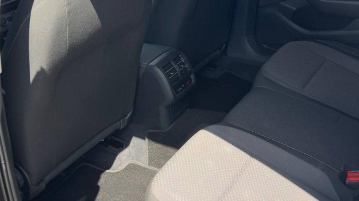 Volkswagen 2018 VW Passat Business Life 2.0 TDI 2018