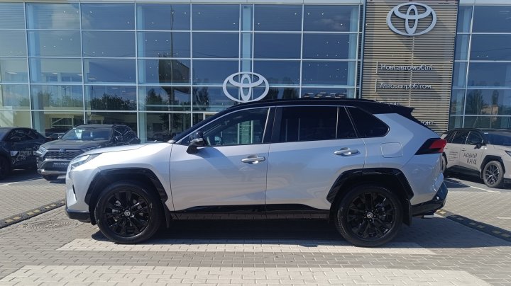 Toyota RAV4 Style 2025