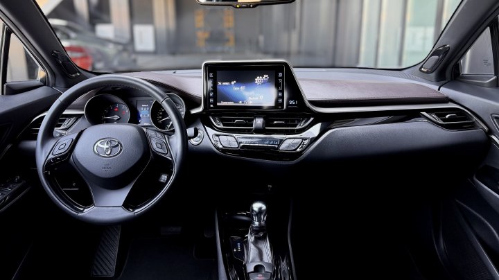 Toyota C-HR Premium 2018