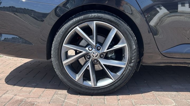 Skoda Superb Sport 2019
