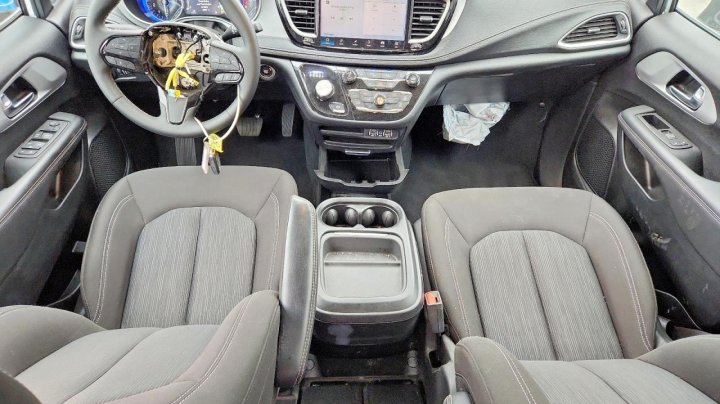CHRYSLER Pacifica Touring 2024