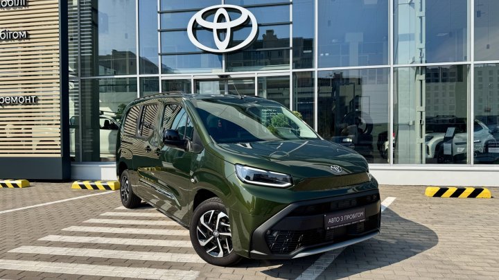 Toyota Proace City Verso Comfort 2025
