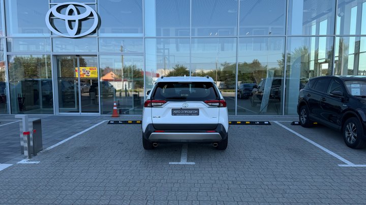Toyota RAV4 Active + 2023