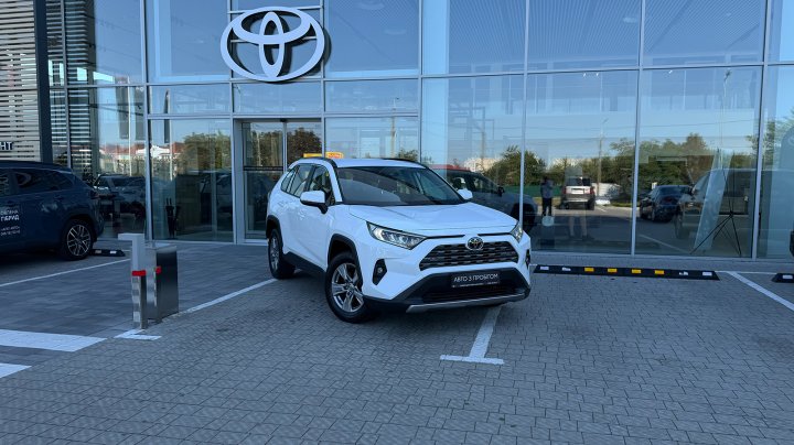 Toyota RAV4 Active + 2023