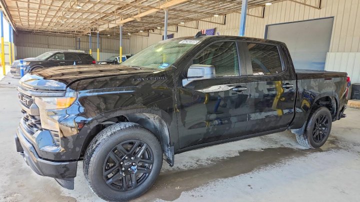 Chevrolet Silverado C1500 Custom 2024