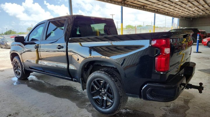 Chevrolet Silverado C1500 Custom 2024