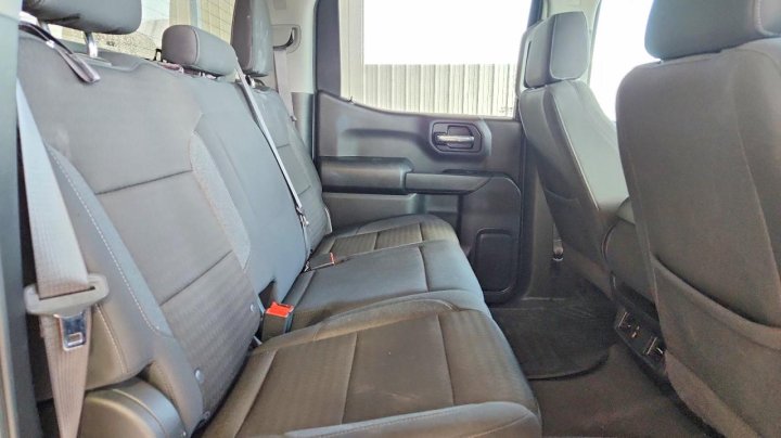 Chevrolet Silverado C1500 Custom 2024