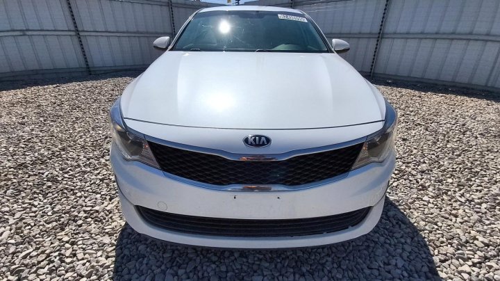 KIA Optima Lx 2016