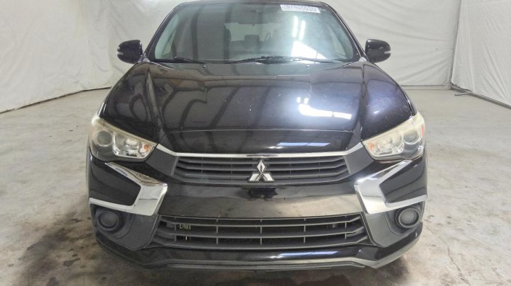 Mitsubishi Outlander Sport Es 2017