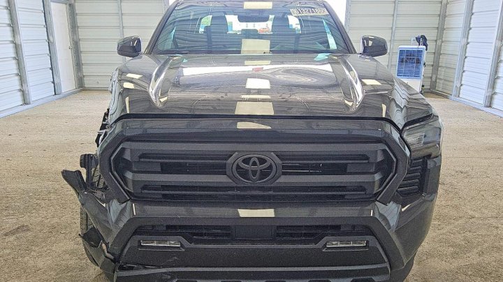 Toyota TACOMA Sr5 2026