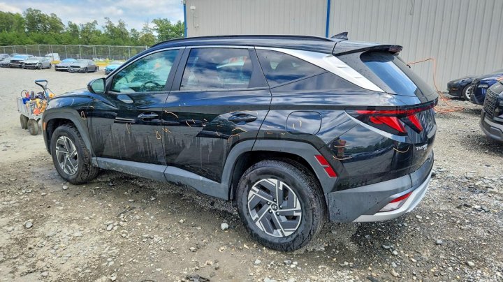 Hyundai Tucson Blue 2025