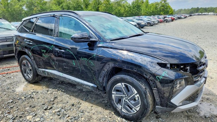 Hyundai Tucson Blue 2025