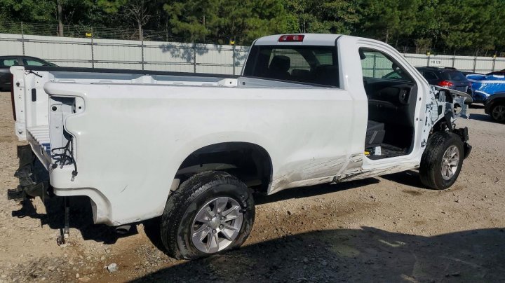 Chevrolet Silverado C1500 2026