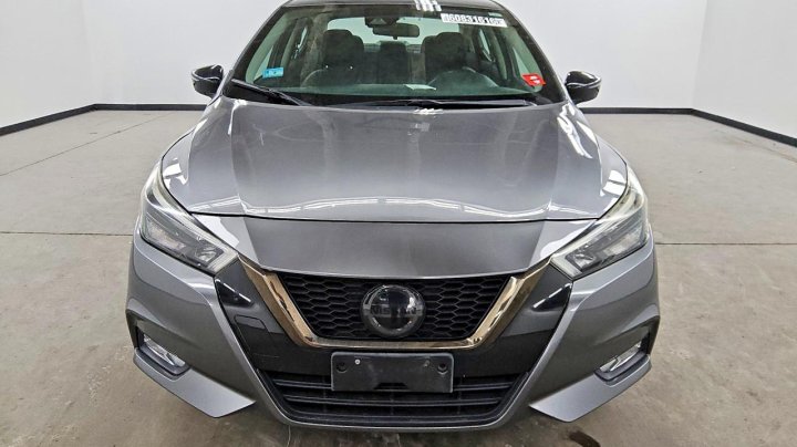 Nissan Versa Sr 2020