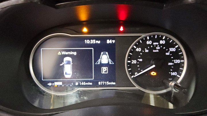 Nissan Versa Sr 2020