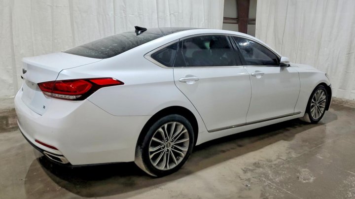 Hyundai Genesis 3.8l 2015