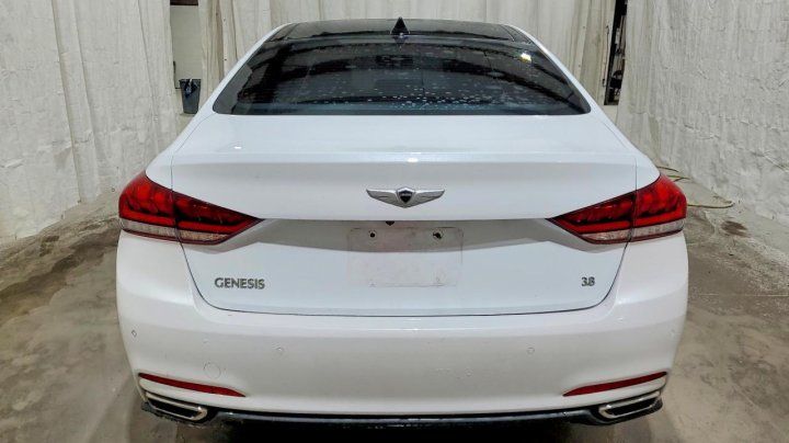 Hyundai Genesis 3.8l 2015