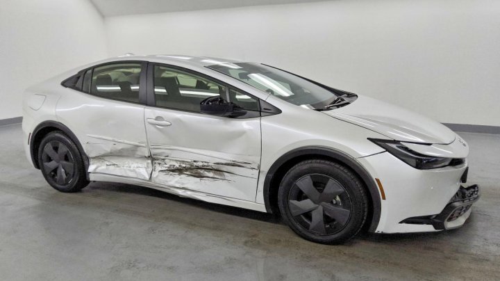 Toyota Prius Plug-In Hybrid Se 2025