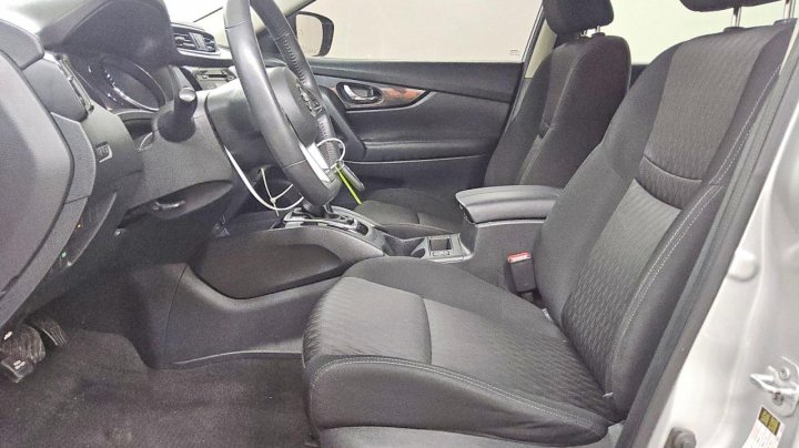 Nissan ROGUE Sv 2017