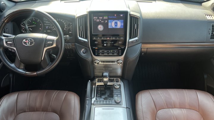 Toyota Land Cruiser Executive 2020