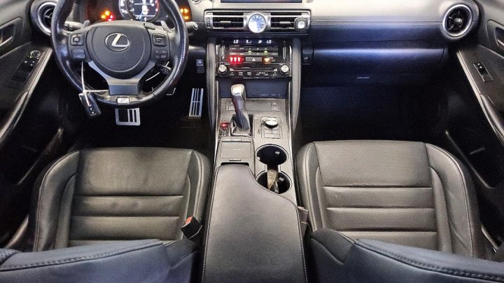 Lexus IS 350 F Sport 2022