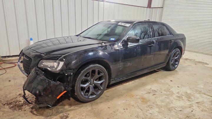 CHRYSLER 300 Touring 2023
