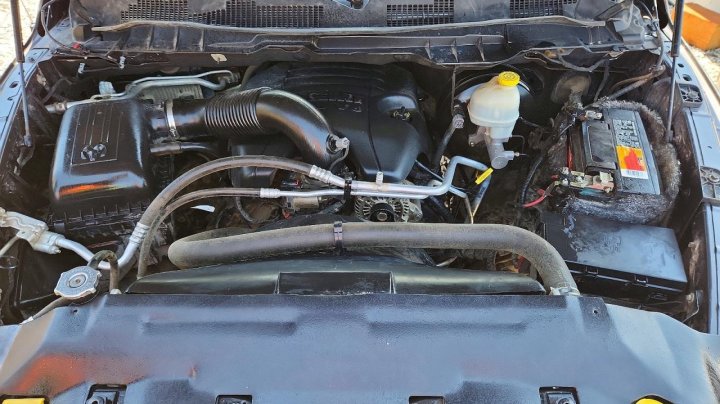 RAM 1500 Slt 2016