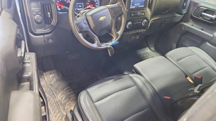 Chevrolet Silverado C1500 2023