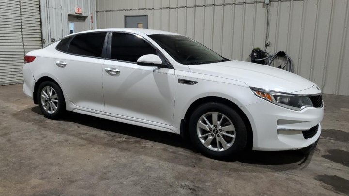 KIA Optima Lx 2018