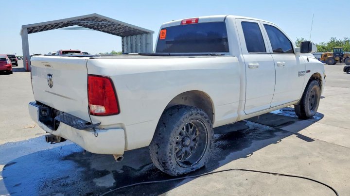 RAM 1500 St 2016