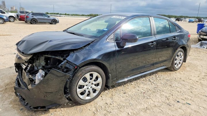 Toyota Corolla Le 2026