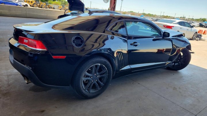 Chevrolet CAMARO Ls 2015