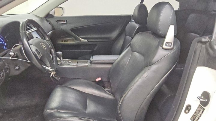 Lexus IS 250 2015
