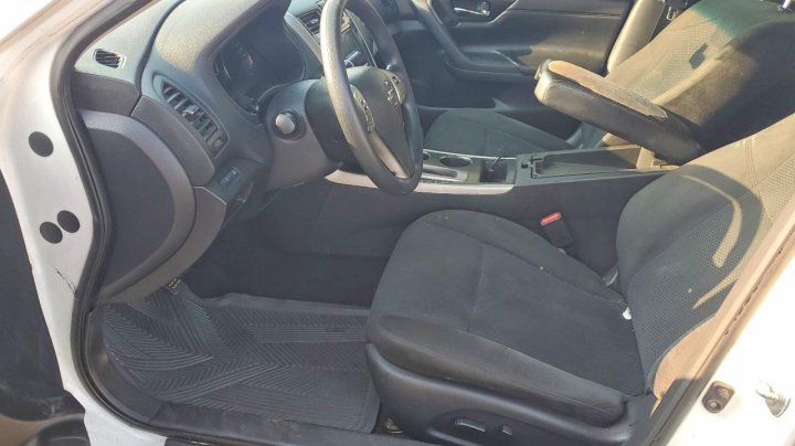 Nissan Altima 2.5 S 2015