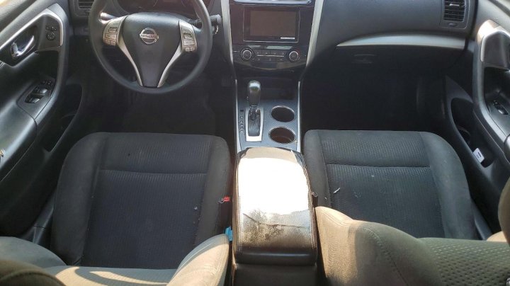 Nissan Altima 2.5 S 2015