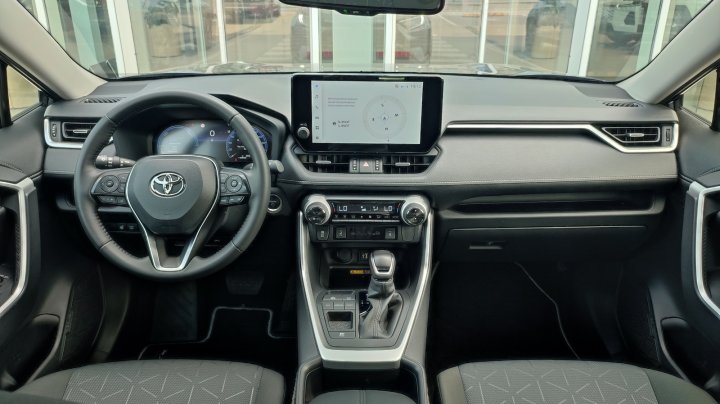Toyota RAV4 Active + 2025