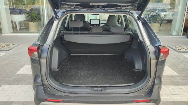 Toyota RAV4 Active + 2025