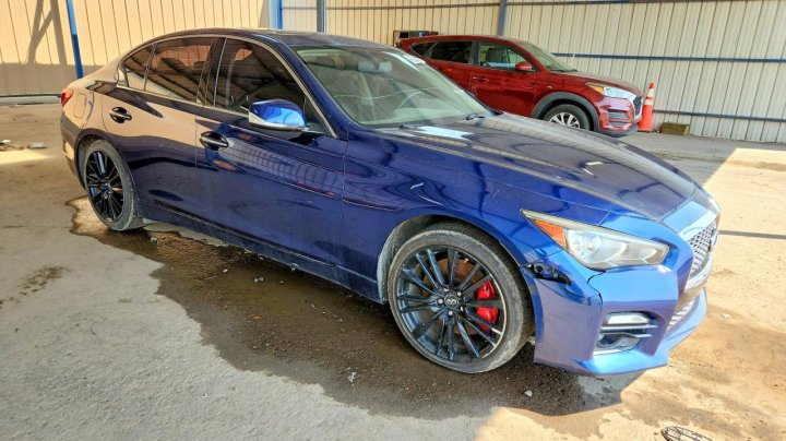 INFINITI Q50 Red Sport 400 2017