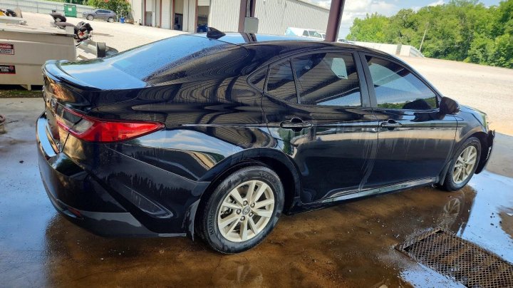 Toyota Camry Le 2025