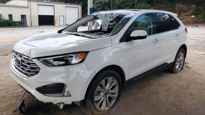 Ford EDGE Titanium 2022
