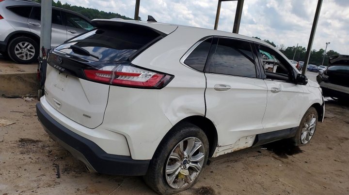 Ford EDGE Titanium 2022