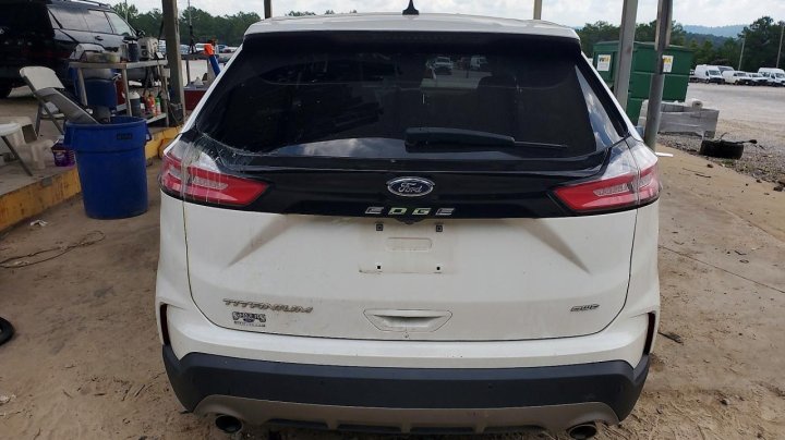 Ford EDGE Titanium 2022
