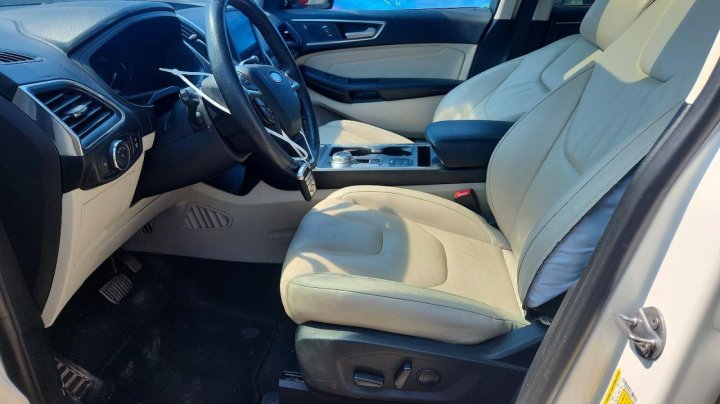 Ford EDGE Titanium 2022
