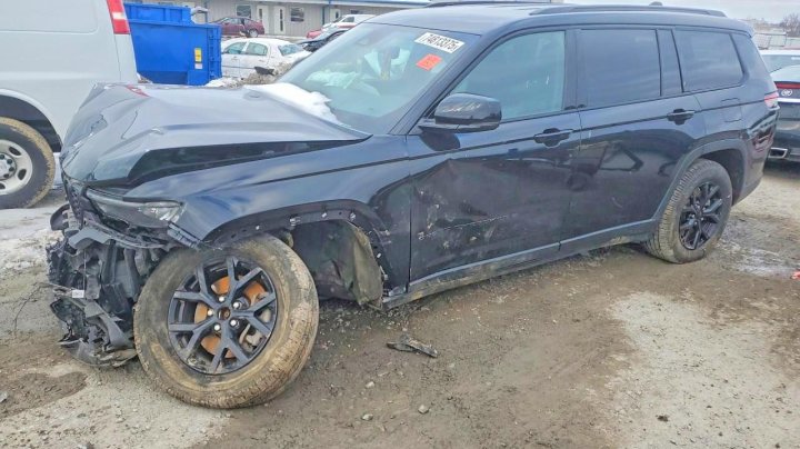 JEEP GRAND Cherokee L Laredo 2024