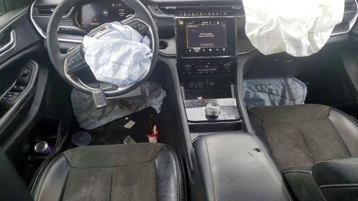 JEEP GRAND Cherokee L Laredo 2024
