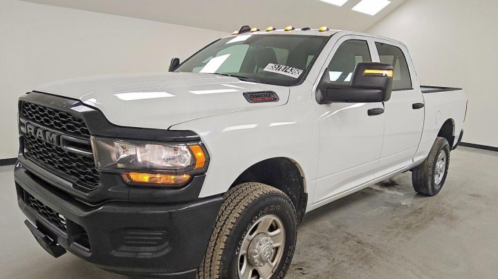 RAM 2500 Tradesman 2024