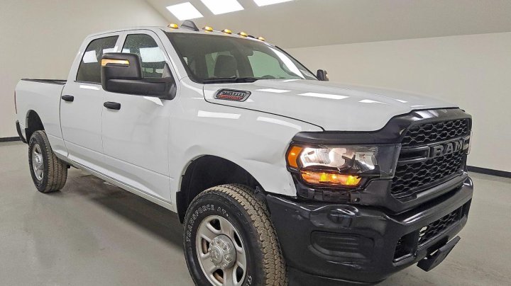 RAM 2500 Tradesman 2024