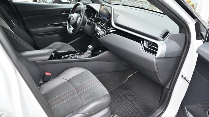 Toyota C-HR GR SPORT 2021