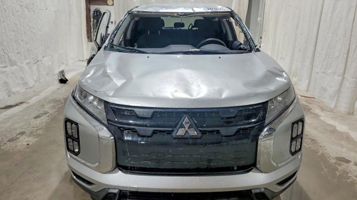 Mitsubishi Outlander Sport S 2025