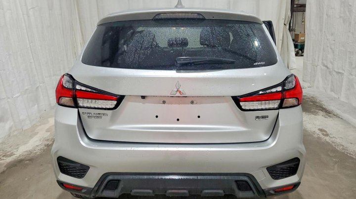 Mitsubishi Outlander Sport S 2025